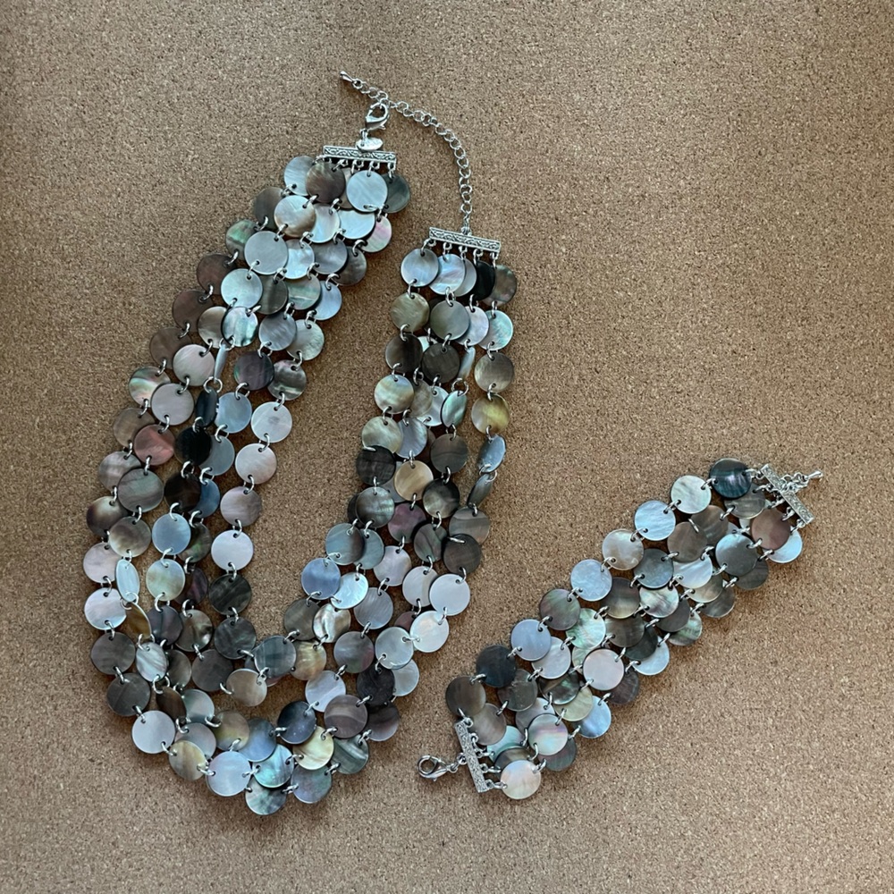 Lia Sophia Necklace and Bracelet matching statement set